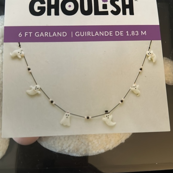 Ghoulish 6 foot Halloween garland pink and white ghost garland - Picture 4 of 4